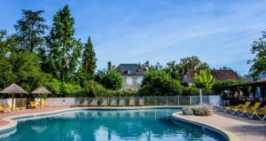 camping-lot-piscine